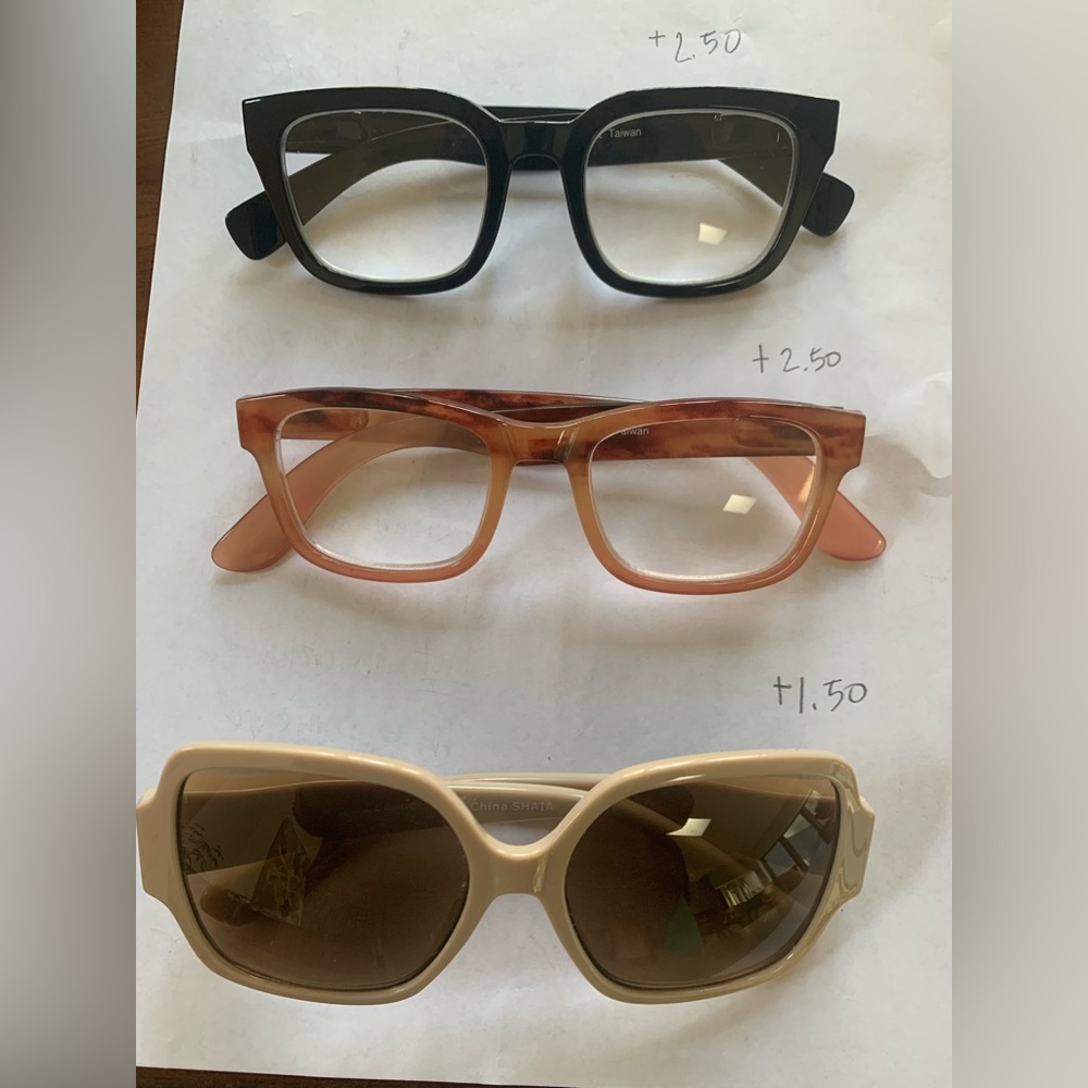 RS EYESHOP readers and PEEPERS reader sunglasses Set 3